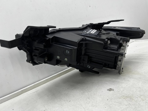 Lampa reflektor Mazda 3 IV BP 19r.- PRAWA przednia LED prawy przód 8 pin EUROPA bcjh-51030