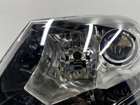 Lampa reflektor Skoda Yeti LIFT 12-17r. lewa przednia XENON EU skrętna doświetlanie zakrętów oryginalna 5L1941015C