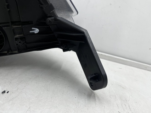 Lampa reflektor Skoda Yeti LIFT 12-17r. lewa przednia XENON EU skrętna doświetlanie zakrętów oryginalna 5L1941015C