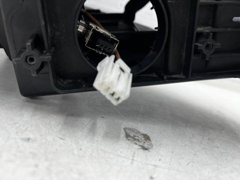 Lampa reflektor Skoda Yeti LIFT 12-17r. lewa przednia XENON EU skrętna doświetlanie zakrętów oryginalna 5L1941015C