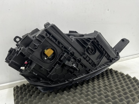 Lampa reflektor Skoda Yeti LIFT 12-17r. lewa przednia XENON EU skrętna doświetlanie zakrętów oryginalna 5L1941015C
