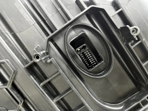 Lampa reflektor Skoda Yeti LIFT 12-17r. lewa przednia XENON EU skrętna doświetlanie zakrętów oryginalna 5L1941015C