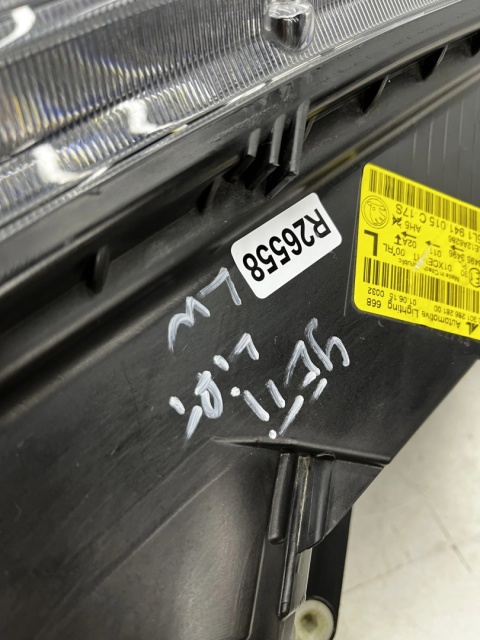 Lampa reflektor Skoda Yeti LIFT 12-17r. lewa przednia XENON EU skrętna doświetlanie zakrętów oryginalna 5L1941015C