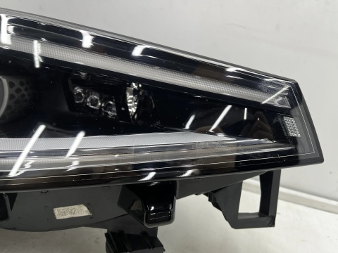 Lampa reflektor VW Volkswagen ID.4 ID4 ID.5 ID5 20r.- prawa przednia FULL LED Matrix IQ.Light 11b941036h