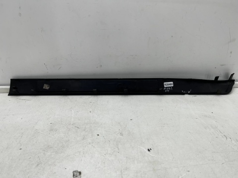Nakładka progu Audi A8 D3 02-10r. prawa tylna wewnętrzna listwa progowa oryginalna prawy tył 4e0853996
