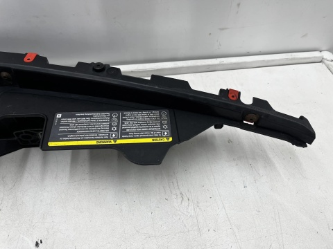Osłona pasa przedniego Opel Insignia A 08-17r. nakładka górna atrapy zamka maski 13250569
