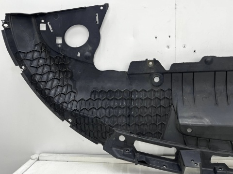 Osłona pod zderzak Ford Kuga mk3 19r.- przednia płyta dolna podwozia pod zderzak lv4b-a8b384-j