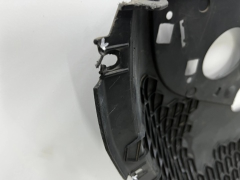 Osłona pod zderzak Ford Kuga mk3 19r.- przednia płyta dolna podwozia pod zderzak lv4b-a8b384-j