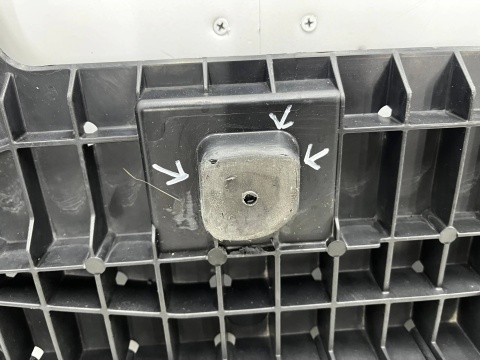 Osłona pod zderzak Peugeot 208 II 19r.- przednia płyta dolna podwozia pod silnik 9823206580