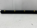Uszczelka VW T-Roc 1 I 17-25r. nowa dolna guma drzwi wewnętrzna prawych drzwi pasażera prawy przód 2ga837652f