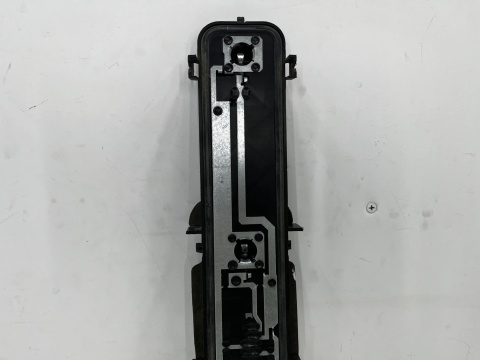 Wkład lampy VW Crafter 1 I 06-16r. listwa oprawa żarówek lewy prawy tył 2e0945257