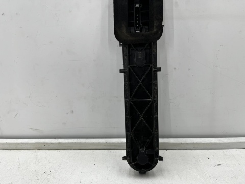 Wkład lampy VW Crafter 1 I 06-16r. listwa oprawa żarówek lewy prawy tył 2e0945257