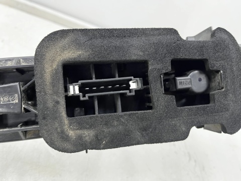 Wkład lampy VW Crafter 1 I 06-16r. listwa oprawa żarówek lewy prawy tył 2e0945257