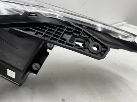 Lampa reflektor Maxus e-Deliver 3 Maxus EV30 LDV 20r.- NOWA prawa przednia oryginalna EU c00056654