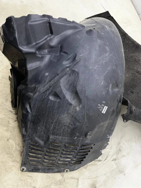 Nadkole Audi A8 D3 02-10r. lewe przednie oryginalne kompletne lewy przód 4e0821171k