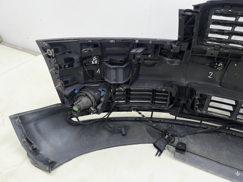 Zderzak przedni Audi A8 D3 02-05r. Przedlift przód 4XPDC 4E0807437A LZ5D