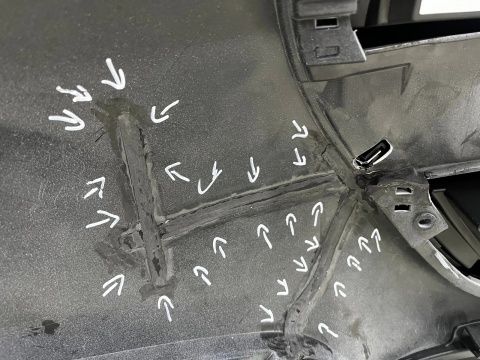Zderzak przedni Peugeot 208 1 I 15-19r. Lift przód 9810513777