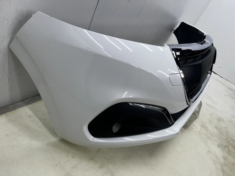 Zderzak przedni Peugeot 208 1 I 15-19r. Lift przód 9810513777