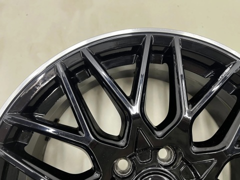 Felga aluminiowa Ford Volvo CMS C25 DRB r17 cali 7jx17 ET50 5x108 CH63.4 Rim Black Gloss z czujnikami ciśnienia CMS1062