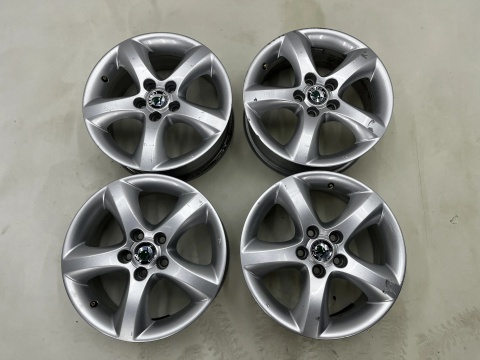 Felgi aluminiowe Skoda Fabia 2 II Roomster Praktik Ibiza Polo Fox 07-14r. r15 cali 6jx15 ET43 5x100 felgi KOMPLET 6j0601025a
