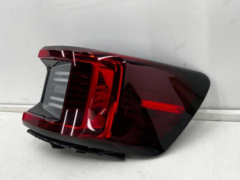 Lampa Polestar 2 20r.- prawa tylna full LED w błotnik oryginalna Europa prawy tył