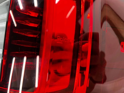 Lampa Polestar 2 20r.- prawa tylna full LED w błotnik oryginalna Europa prawy tył