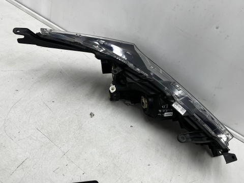 Lampa reflektor Toyota Corolla XI E16 13-16r. LEWA przednia Europa zwykła + LED pasek oryginał lewy przód 81150-02e70