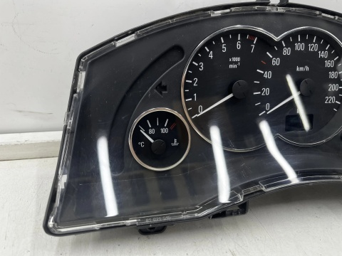 Licznik Opel Meriva A 03-10r. zegary wskaźnik wyświetlacz 13173382xu