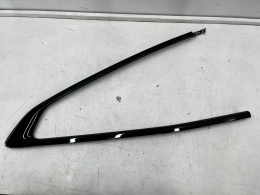 Listwa BMW 4 G22 Coupe M4 G82 20r.- prawa tylna boczna nakładka karoseryjna ozdobna obramówka szyby ShadowLine połysk 7482756