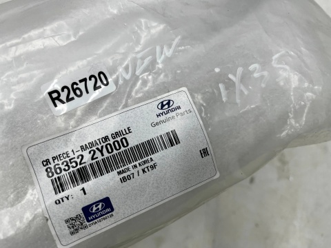 Listwa atrapy Hyundai ix35 I 09-15r. NOWA nakładka grilla CHROM oryginalna listewka 86352-2y000