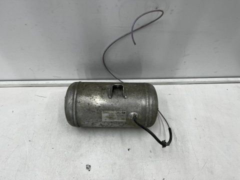 Zbiorniczek ciśnienia A8 D3 02-10r. zbiornik ciśnienia zawieszenie pneumatycznego 4e0616203