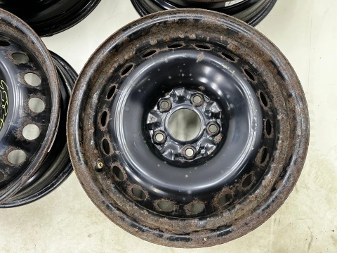 Felgi stalowe Nissan Qashqai I J10 06-13r. 6,5jx16 5x114,3 ET40 16 cali ORYGINALNE KOMPLET Kromag 7855