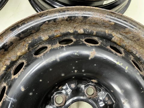 Felgi stalowe Nissan Qashqai I J10 06-13r. 6,5jx16 5x114,3 ET40 16 cali ORYGINALNE KOMPLET Kromag 7855