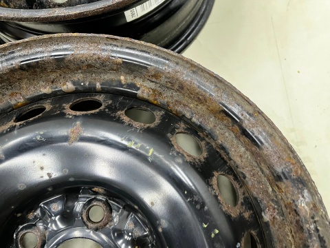 Felgi stalowe Nissan Qashqai I J10 06-13r. 6,5jx16 5x114,3 ET40 16 cali ORYGINALNE KOMPLET Kromag 7855