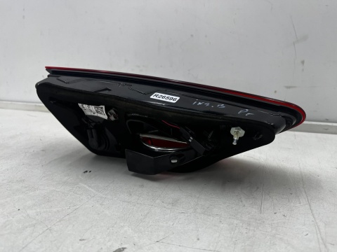 Lampa Opel Insignia B sedan 17-22r prawa tylna z klapy bagażnika prawy tył EU yq00913480
