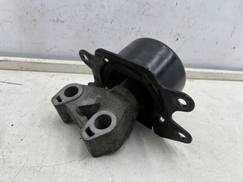 Poduszka silnika Opel Meriva A Corsa C 03-10r. 1.4b mocowanie łapa silnika