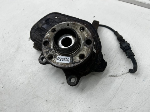 Zwrotnica Opel Meriva A 03-10r. 1.4 benzyna piasta lewa przednia czujnik ABS lewy przód
