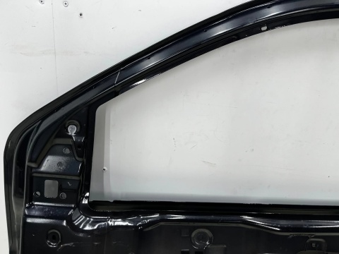 Drzwi Isuzu D-Max 2 II 11-19r. prawe przednie prawy przód