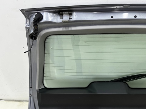 Klapa bagażnika Opel Meriva A 03-10r. tylna Z163