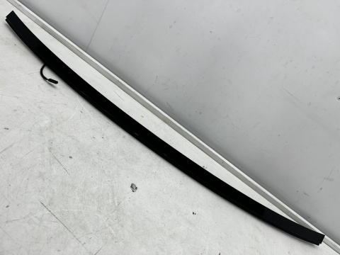 LampaAudi A5 II 8w F5 Sportback sedan 16-24r. trzecie dodatkowe światło stop w tylnej szybie 8w8945097