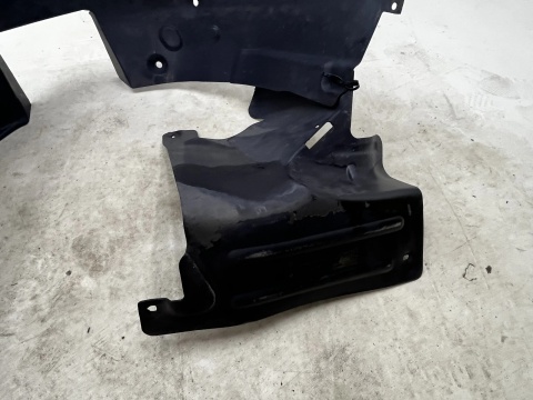 Nadkole Opel Meriva A 03-10r. PRAWE przednie ORYGINALNE prawy przód 93333174