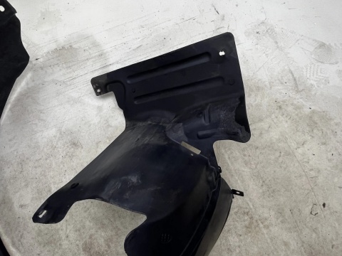 Nadkole Opel Meriva A 03-10r. PRAWE przednie ORYGINALNE prawy przód 93333174