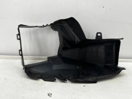 Osłona chłodnicy Peugeot 3008 II 5008 II LIFT 20-24r. kierownica powietrza intercoolera pasa przedniego wlot 9836834080