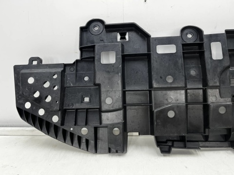 Osłona pod zderzak Toyota Yaris 4 IV XP21 20r.- przednia płyta dolna podwozia pod zderzak 52618-k0010