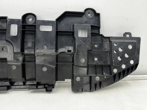 Osłona pod zderzak Toyota Yaris 4 IV XP21 20r.- przednia płyta dolna podwozia pod zderzak 52618-k0010