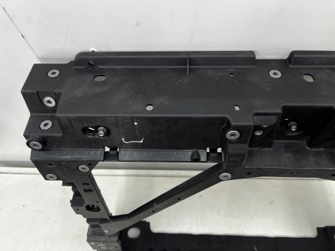 Pas przedni MG ZS EV 18-25r. wzmocnienie czołowe ramka chłodnic oryginalne 10792263