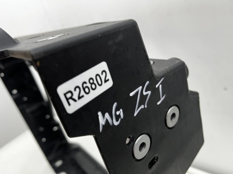 Pas przedni MG ZS EV 18-25r. wzmocnienie czołowe ramka chłodnic oryginalne 10792263