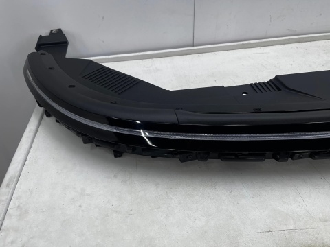 Lampa reflektor Hyundai Kona 2 II 22r.- przednia środkowa blenda FULL LED 92209BE