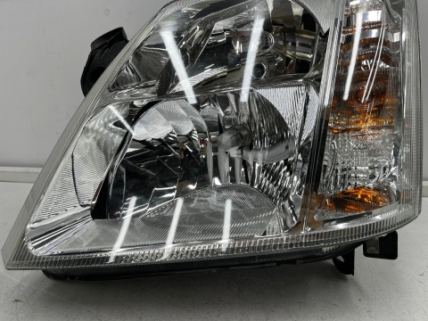 Lampa reflektor Opel Meriva A 03-10r. LEWA przednia oryginalna EU 93321052