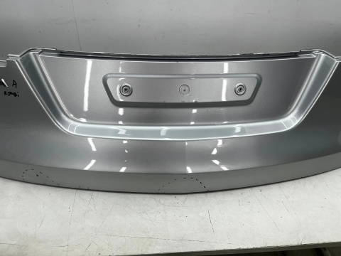 Listwa Opel Insignia A Kombi 13-17r. blenda nakładka dolna klapy bagażnika 13267290 551004542
